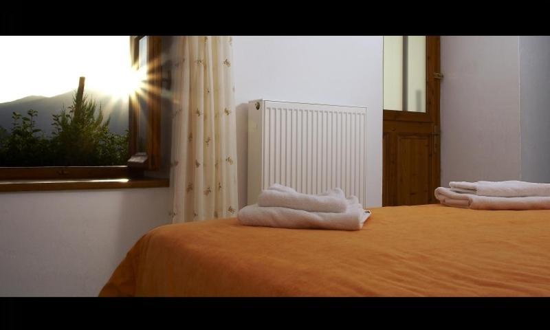 Hotel Semeli Gkoura Extérieur photo