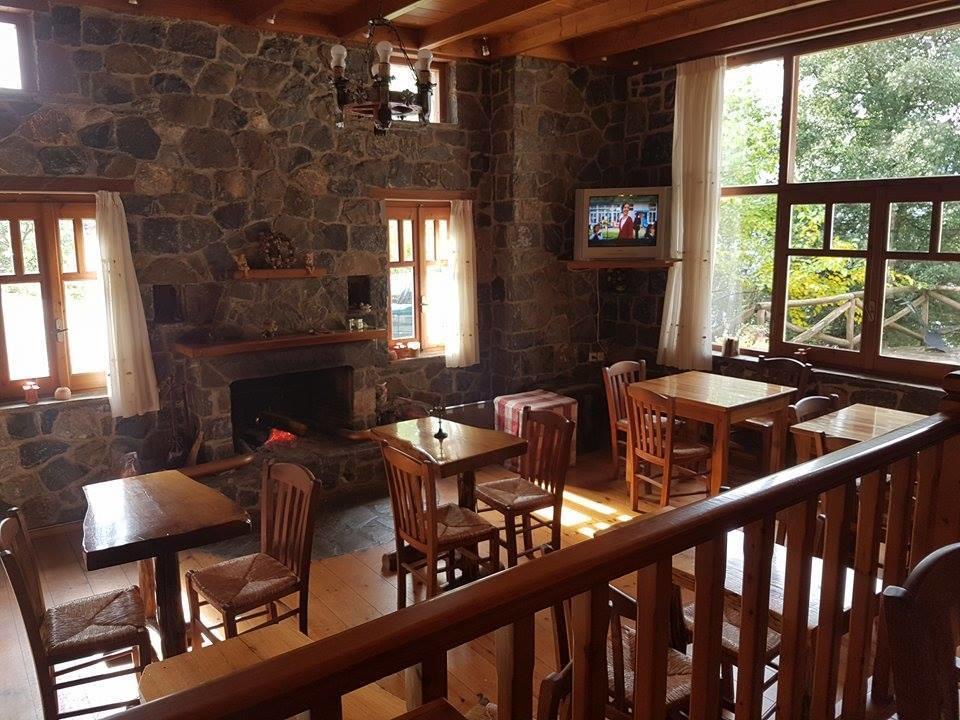 Hotel Semeli Gkoura Extérieur photo