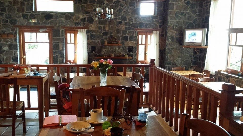 Hotel Semeli Gkoura Extérieur photo